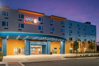 SPOT X Hotel Orlando Intl Dr by The Red Collection - 4
