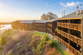 Harbor Lite Lodge - Fort Bragg - 8