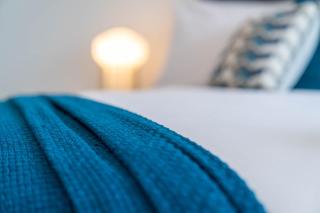 Luxe 1 Bedroom Comfy Apartment - City Centre - 6