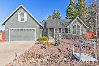 Near Trails, Lakes and Golf Pinetop Home with Deck - Pinetop-Lakeside - 9