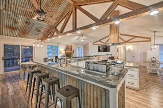 15 Mi to Hot Springs Natl Park Home with Fire Pit! - Hot Springs Village - 3