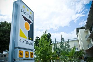 Hotel 4 Strade - 2