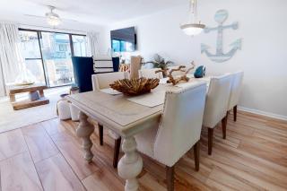 Portside Resort E2 - 4