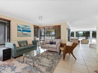 The Lake House - Burrill Lake - 3
