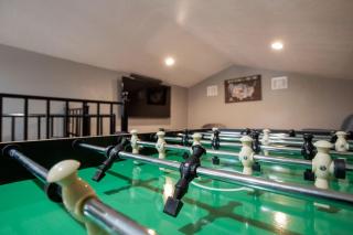 CYC Mega House with BBQ Gazebo - San Antonio - 3