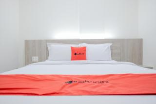 RedDoorz Plus @ Jalan Juanda Medan - Medan - 2