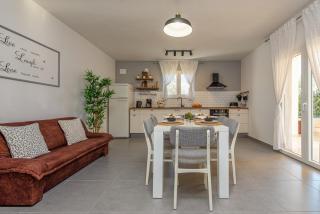 Apartment Bo&Dy with Private Pool - Rogoznica - 1