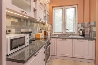 ~Angels ~ Two-Bedroom Deluxe Flat in City Centre - 8