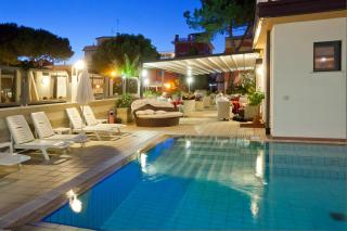 Hotel Kennedy - Bibione - 0