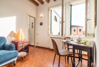 7 WINDOWS ON VENICE - Venice - 7