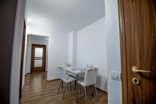 Apartament 3 camere Royal Brasov - Braşov - 9