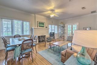 Chic Ocala Home with Yard about 1 Mi to Dtwn Square - Ocala - 4