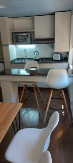 Departamento con cochera muy bien ubicado en Ciudad Mendoza - Mendoza - 1