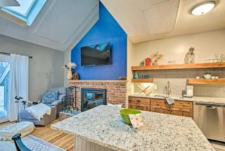 Ski-InandSki-Out Tenney Mountain Condo with Fireplace! - Plymouth - 1