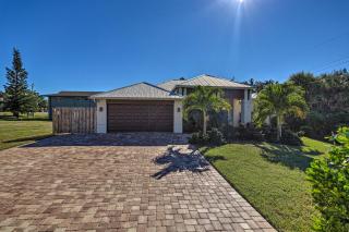 Chic Cocoa Beach Oasis with Pool - Steps to Shore! - Cocoa Beach - 9