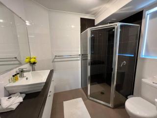 Lux in Bundy - Wifi, AC, Netflix and comfort - 6
