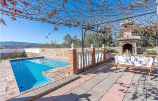 2 Bedroom Lovely Home In Padul - 1