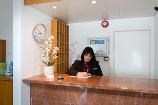 Sunny Hill Hotel Apartments - 6