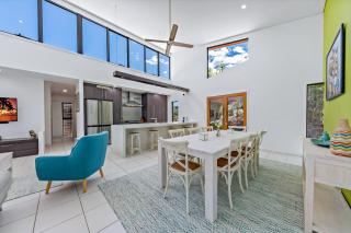 Hilltop Views - Cannonvale - Airlie Beach - 3