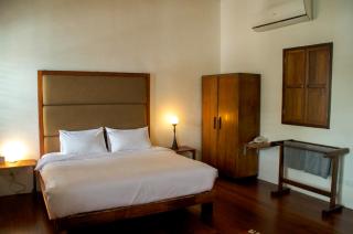 Ren I Tang Heritage Inn - George Town - 9