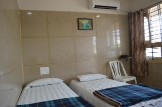 Mourya Deluxe A/C Lodge - Chitradurga - 6