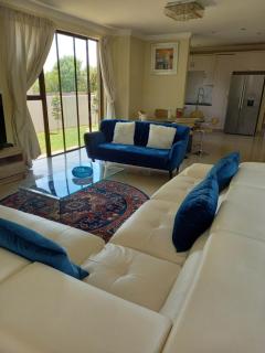 Leloko937 - Hartbeespoort - 1