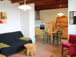 Gîte familial en pleine nature avec cour privée, Wi-Fi et proche randonnées à Le Mas-de-Tence - FR-1-582-132 - Le Mas-de-Tence - 8