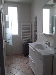 Chambre lit double proche du circuit - 4