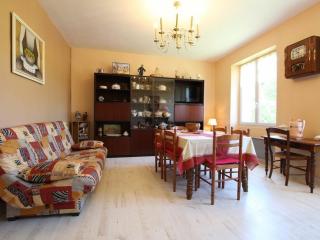Gîte familial avec charme d'école, terrasse, terrain clos, proche gorges de la Loire et sites naturels - FR-1-582-185 - Le Brignon - 8
