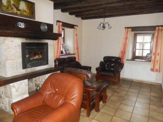 Gîte familial près de Châteauroux avec jardin, aire de jeux et location de salle, idéal pour 8 pers. - FR-1-591-12 - Arthon - 4