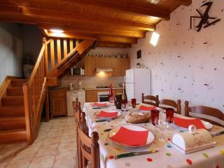 Gîte en pierre avec terrasses, proche de sites médiévaux, idéal pour famille avec équipements bébé. - FR-1-582-256 - Boisset - 4