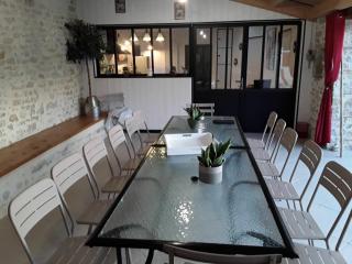 Maison rénovée pour 14 pers avec piscine chauffée, jardin, baby-foot, proche Puy du Fou et La Rochelle - FR-1-426-362 - LʼHermenault - 5
