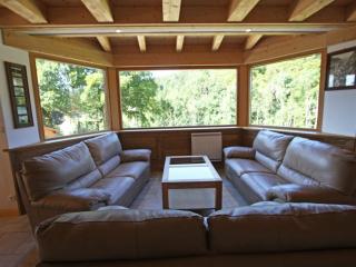 Chalet bois à Liézey : confort moderne, terrasse, proximité Gérardmer et chemins pédestres - FR-1-589-330 - 6