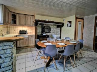 Maison de bourg restaurée avec cour privative au coeur d'un village paisible, proche gorges de l'Allier et sites historiques - FR-1-582-220 - Mazerat-Aurouze - 3
