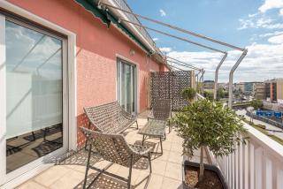 Traveler's Dream 4 brdm Renovated Penthouse - Athene - 5