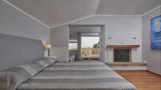 Luxury 4 Bdrm Villa with Pvt Pool on the beach - Ayía Paraskeví - 8