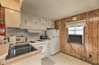 Pet-Friendly Cabin with Dock Fish and Explore! - Oriental - 4