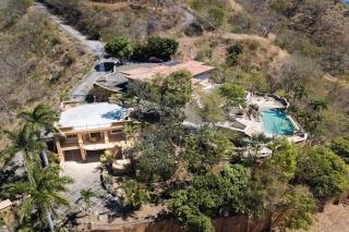 Stunning Mountaintop Property with Stylish Main Home, Private Guesthouse & Infinity Pool - 7