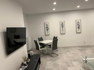 Stunning 2-Room Penthouse with Lakeview W11 - Bucarest - 6