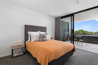 City Centre High End Apartment - Hamilton - 6