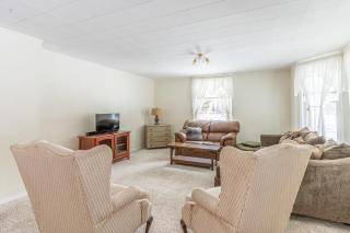 Columbia Falls Ranch Living - 9