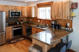 Alpine Trails Lodge - Snoqualmie Pass - 3