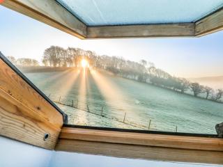 Charlottes Cottage - 1