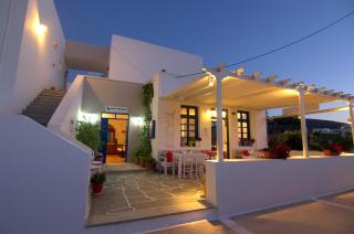 Avra Pension - Ios Chora - 1