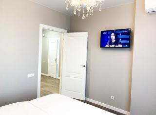 Luxe apartment, Kyiv, Lebediniy - Kiev - 9