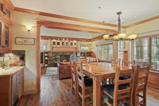 Craftsman style Awbrey Home - 2