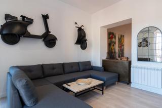 PLAZA MAYOR groups by MONARO***** - Madrid - 6