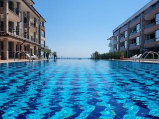 Bayview B32 - Burgas Beach Resort - Boergas - 0