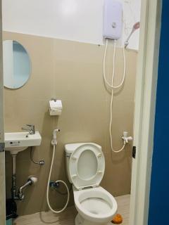 Yuj Inn Pasay - Manila - 4