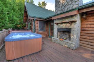Free Whitewater Rafting Passes + Peaceful Cabin with Majestic Views - 9